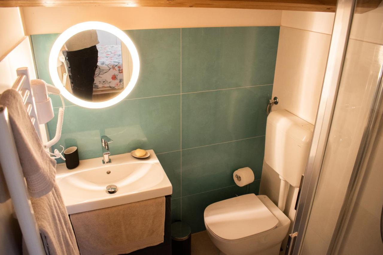 Ca' Dei Sogni Apartments 몬타냐냐 외부 사진